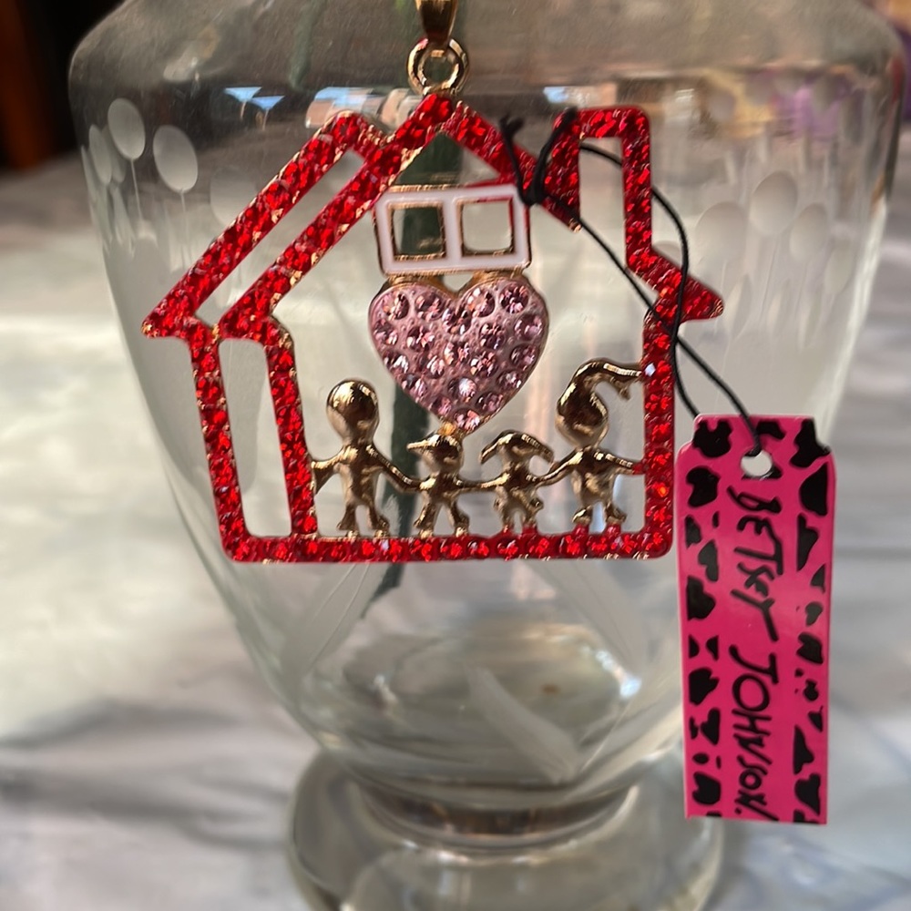 ALL ABOARD ! NEXT STOP 🛑 BETSEYVILLE STATION